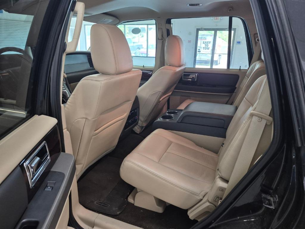 2015 Lincoln Navigator - $15,997
