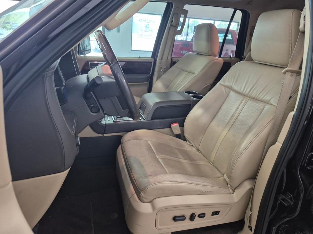 2015 Lincoln Navigator - $15,997
