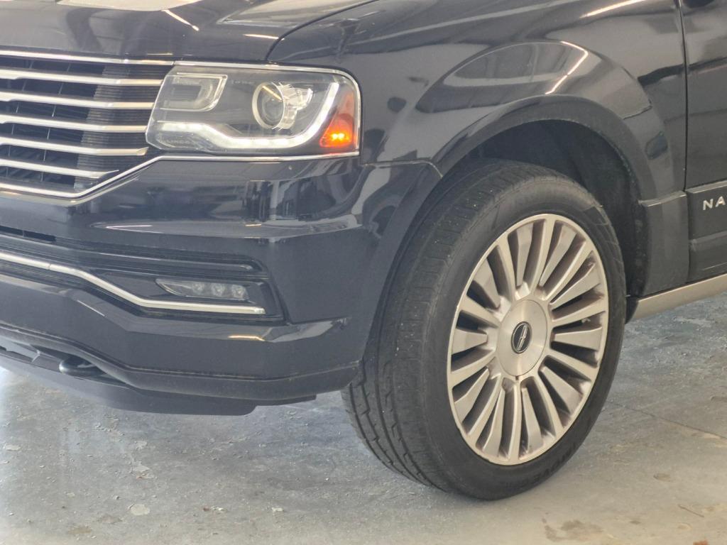 2015 Lincoln Navigator - $15,997