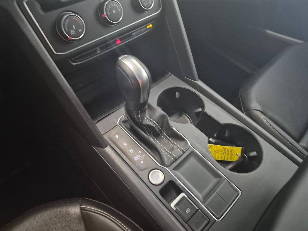 2022 Volkswagen Atlas - $17,997