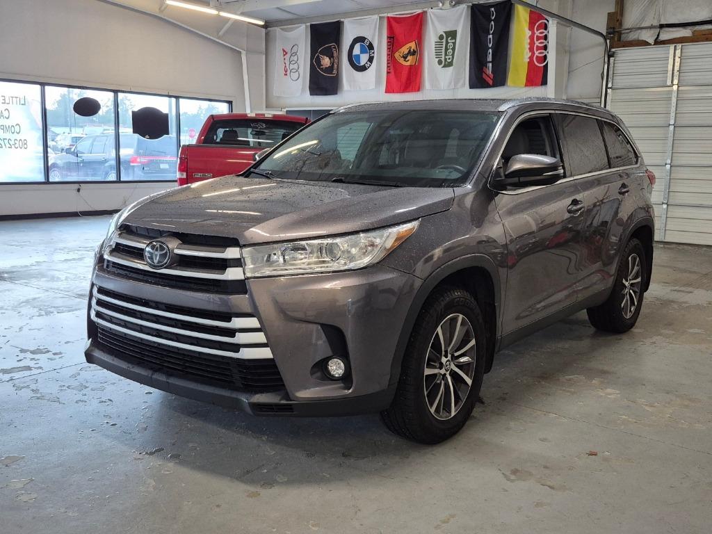 2019 Toyota Highlander - $23,997