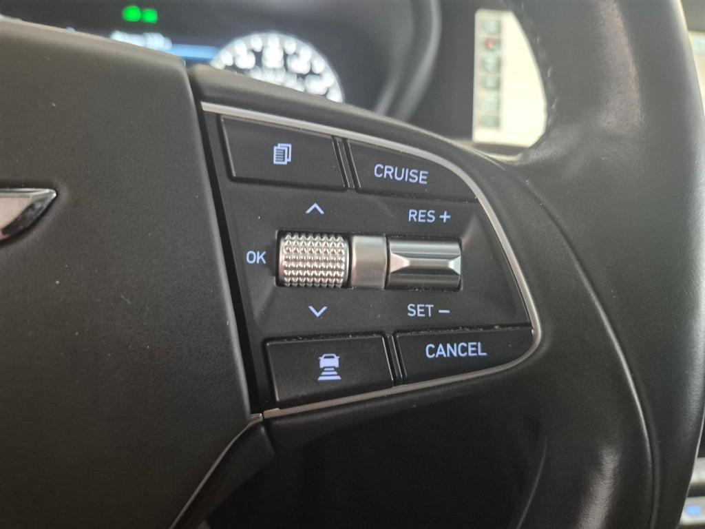 2020 Genesis G90 - $27,997