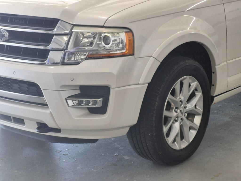 2017 Ford Expedition - $15,997