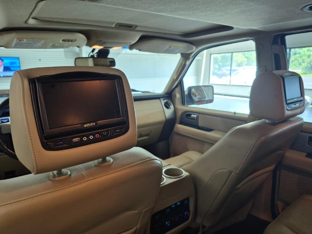 2017 Ford Expedition - $15,997