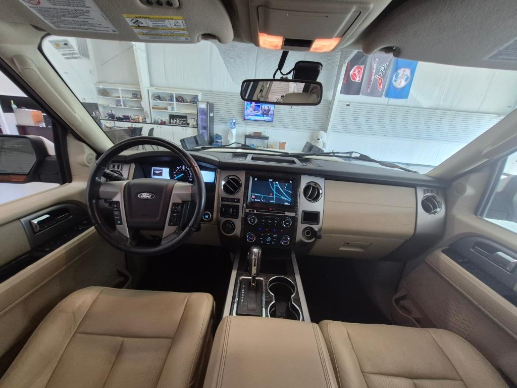 2017 Ford Expedition - $15,997