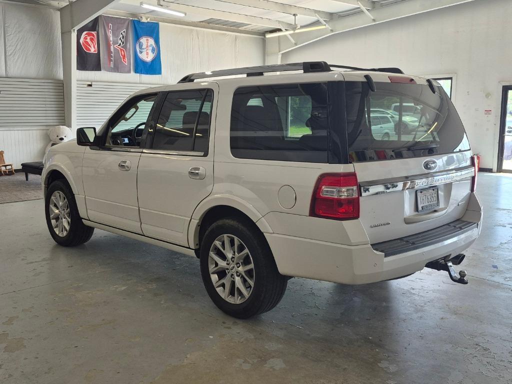 2017 Ford Expedition - $15,997
