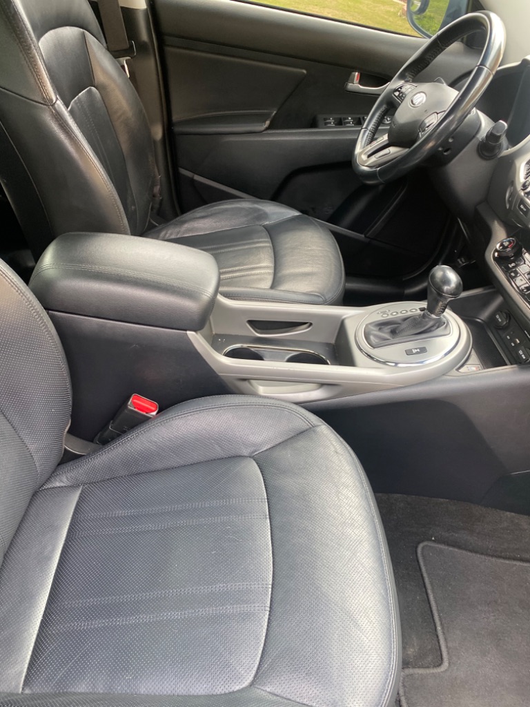 2016 Kia Sportage - $12,100