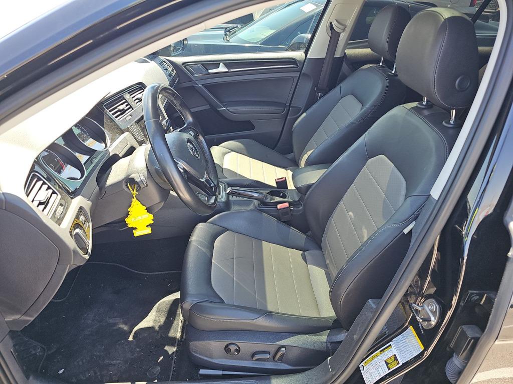 2015 Volkswagen Golf - $14,489