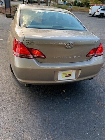 2005 Toyota Avalon XL photo
