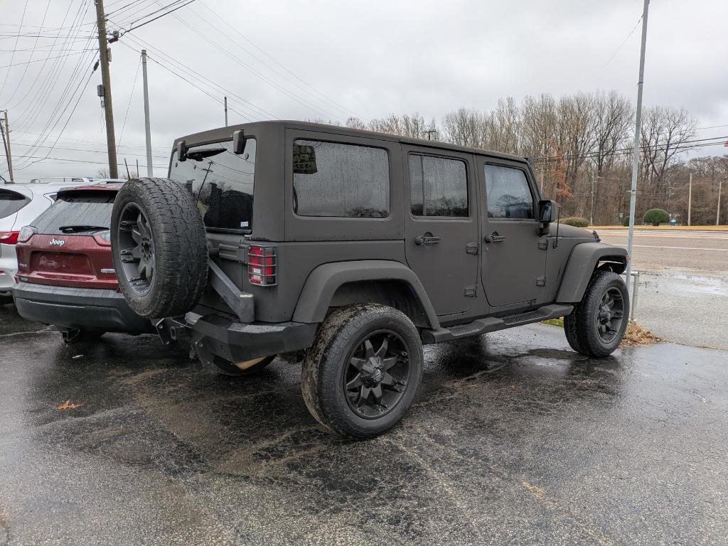 2015 Jeep Wrangler Unlimited Sahara photo