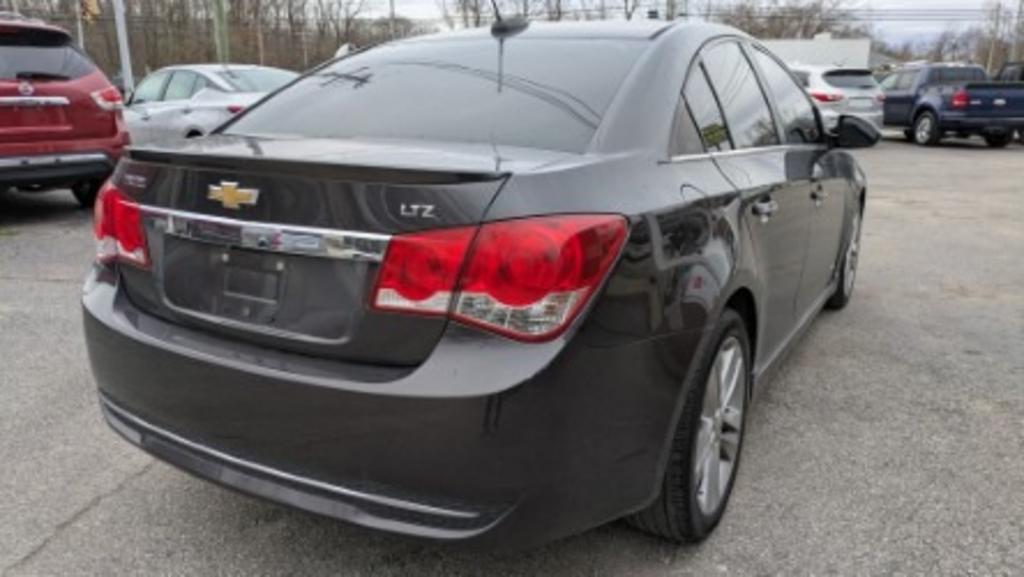 2015 Chevrolet Cruze LTZ photo