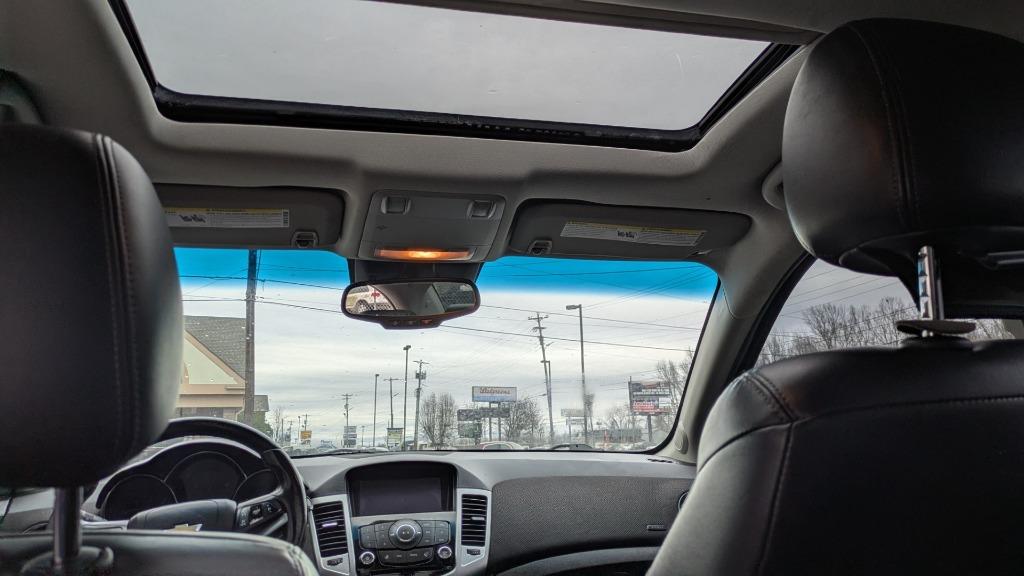 2015 Chevrolet Cruze LTZ photo