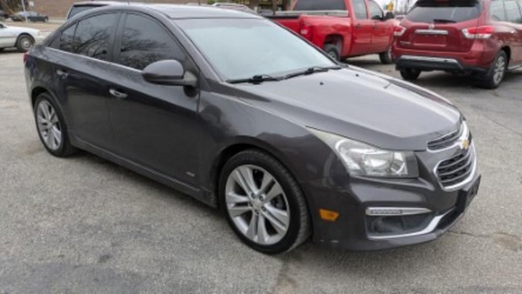 2015 Chevrolet Cruze LTZ photo