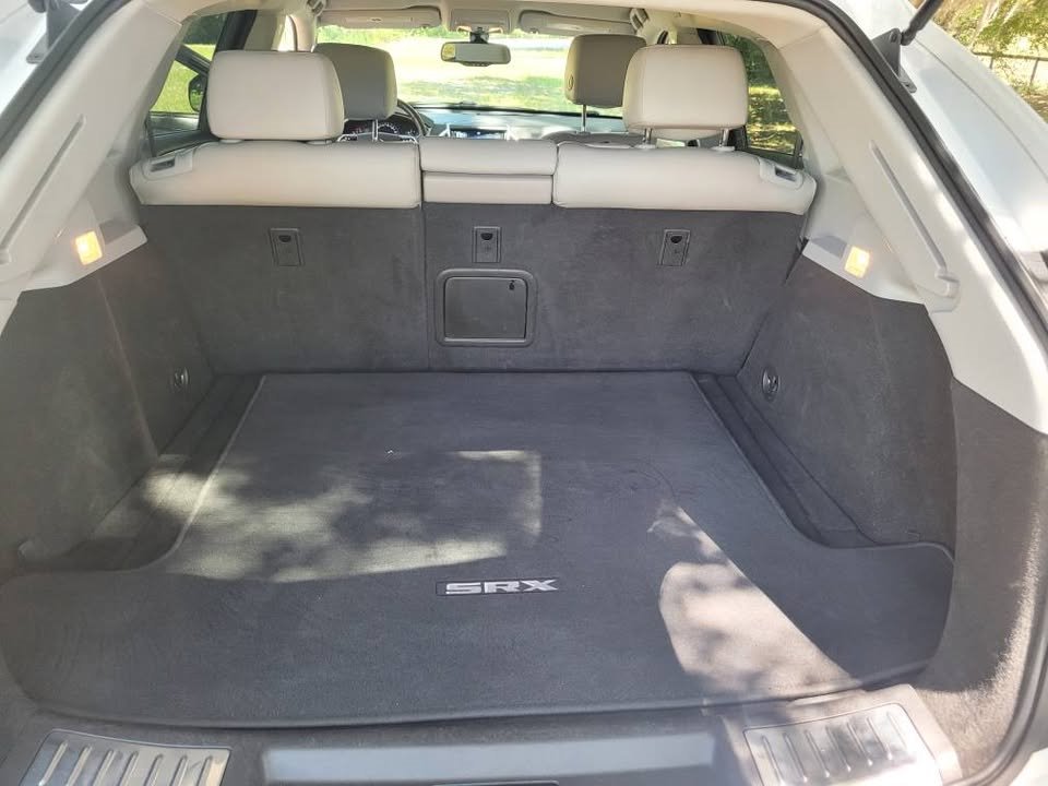 2014 Cadillac SRX photo