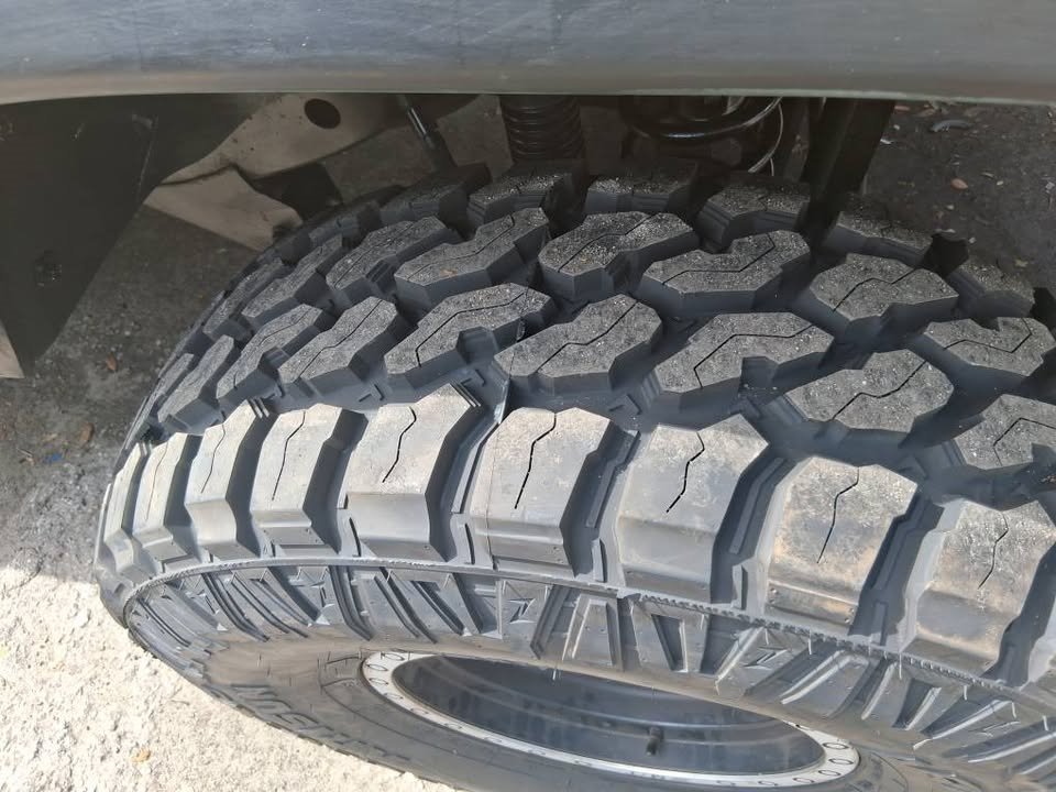 2000 Jeep Wrangler - $11,995