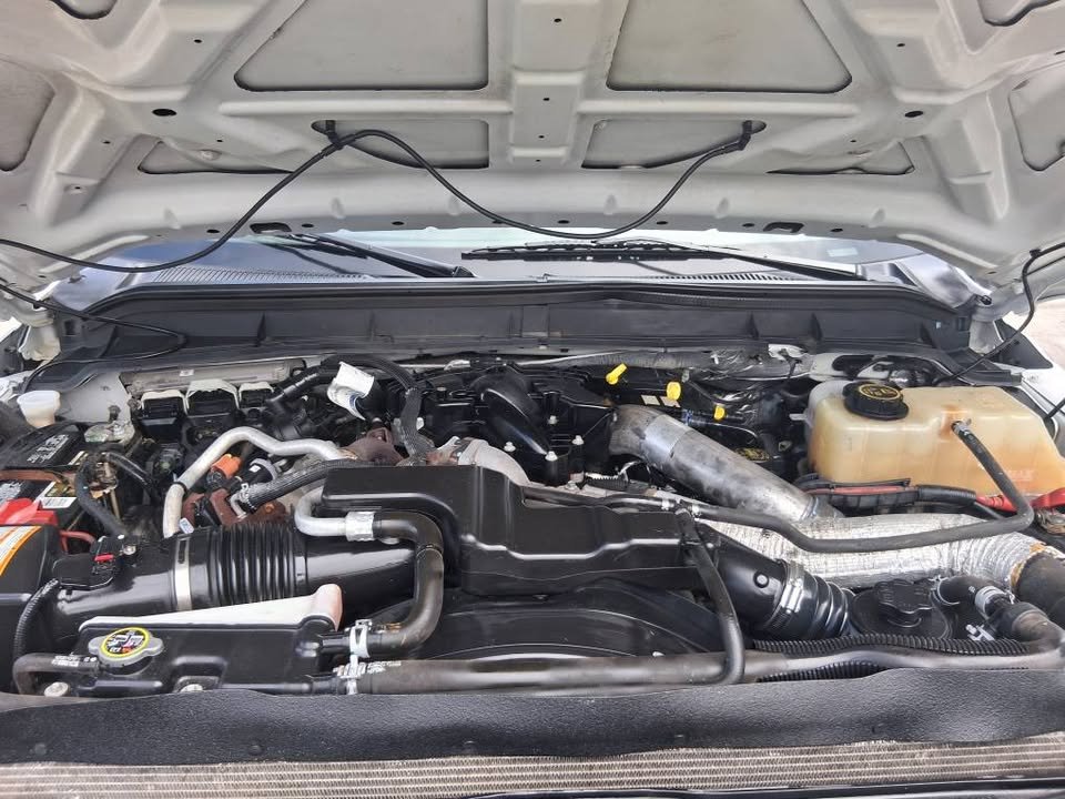 2016 Ford F550 - $16,995