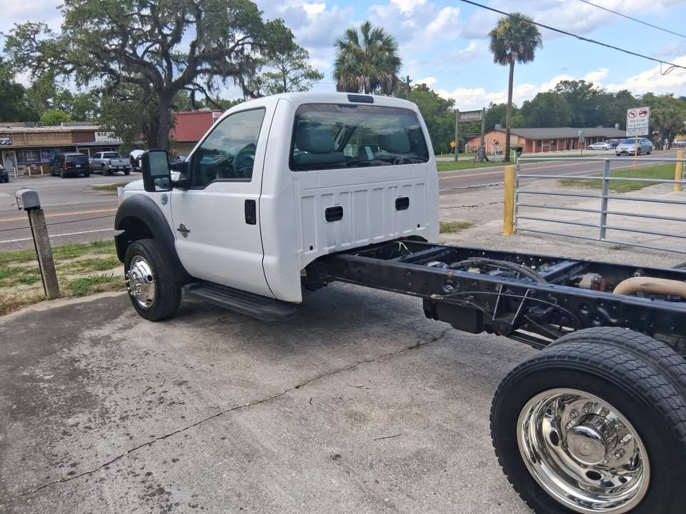 2016 Ford F550 - $16,995