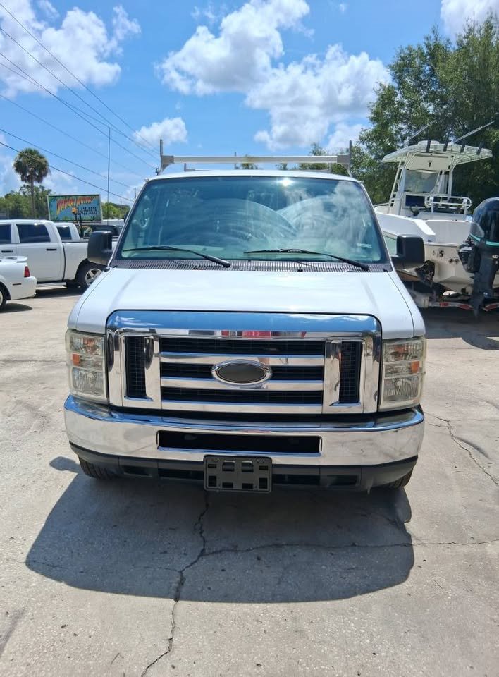 2014 Ford E-250 - $13,995
