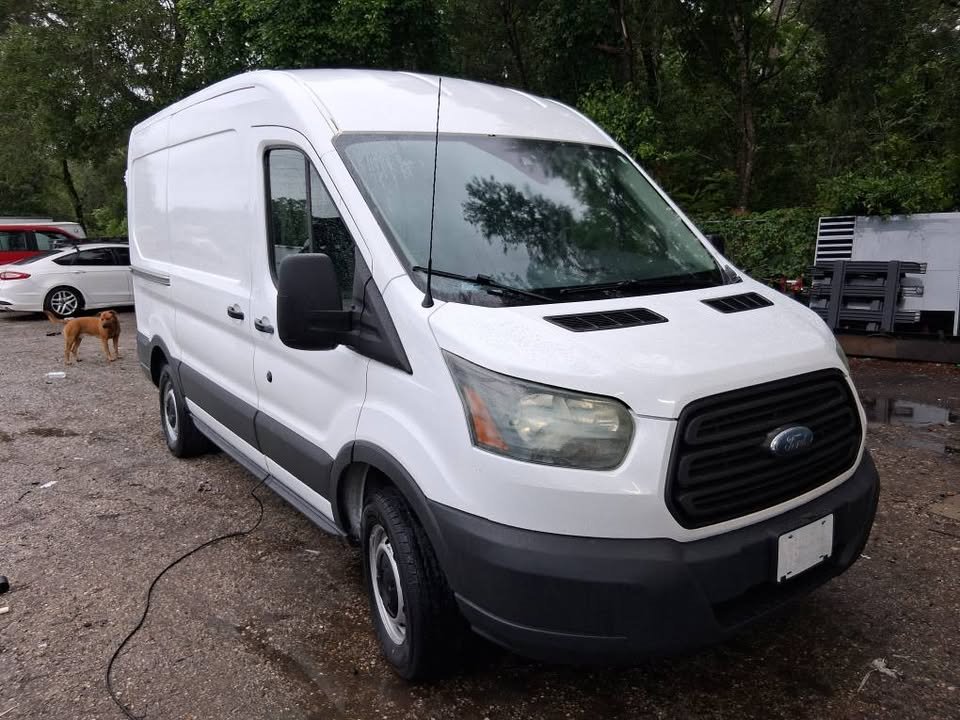 2016 Ford T250 Vans - $16,995