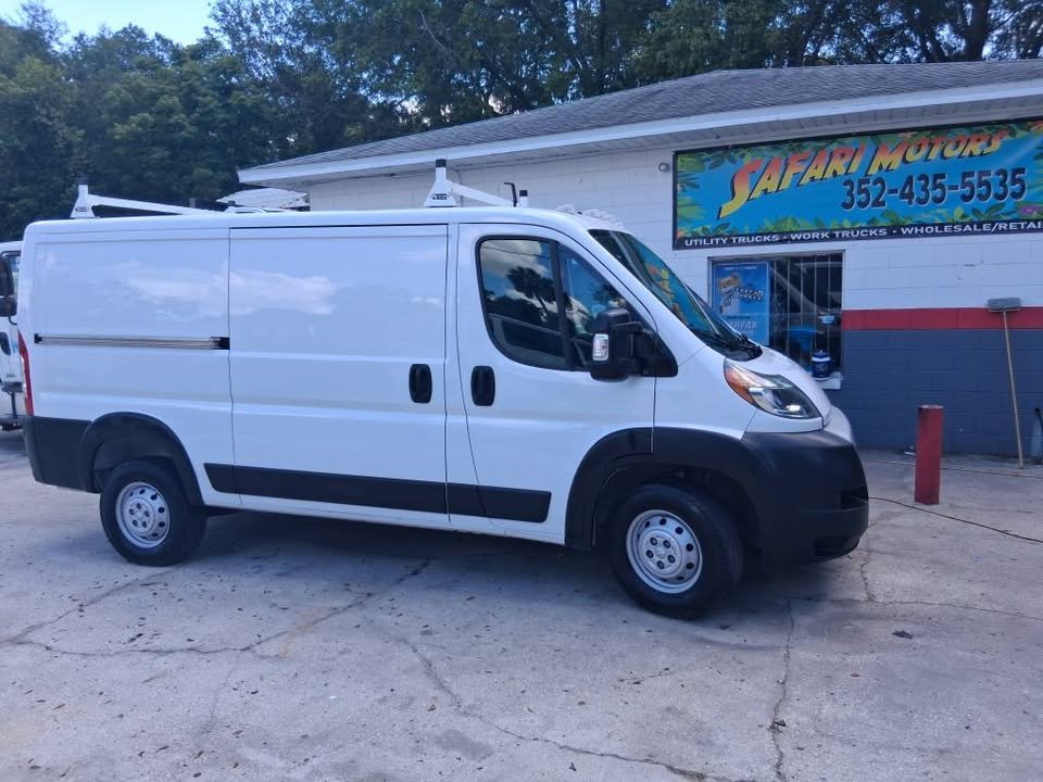 2020 Ram 1500 Promaster Vans - $15,995