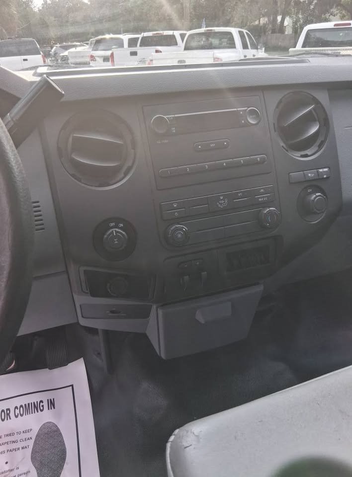 2014 Ford F-250 - $14,995