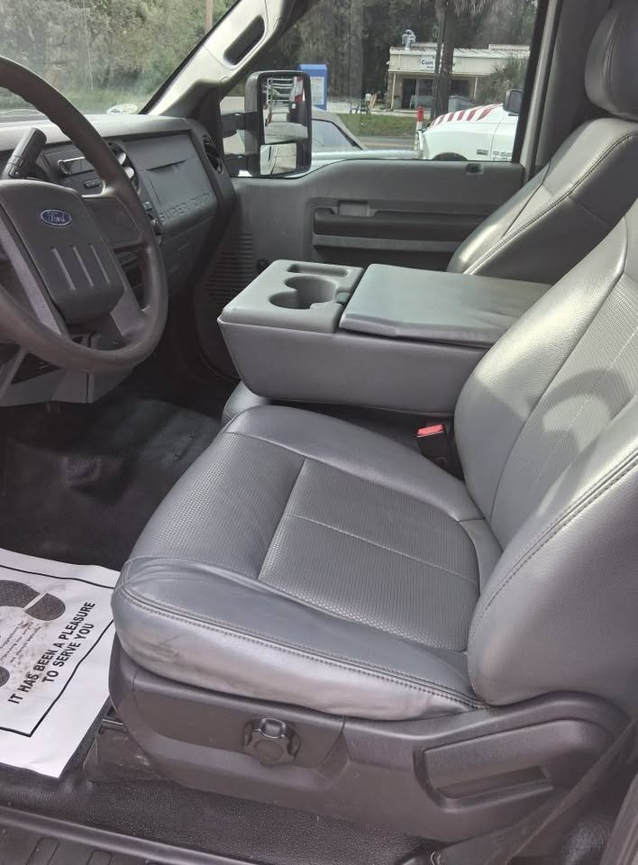 2014 Ford F-250 - $14,995
