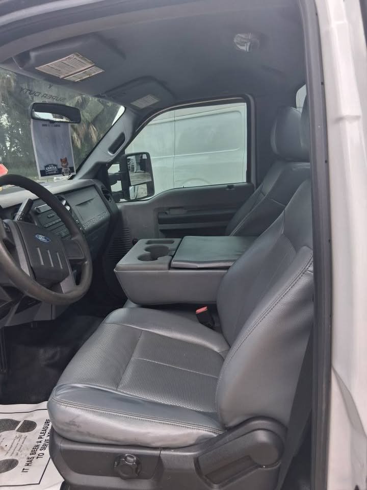 2014 Ford F-250 - $14,995