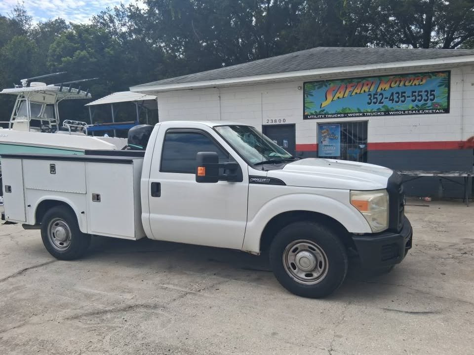 2014 Ford F-250 - $14,995