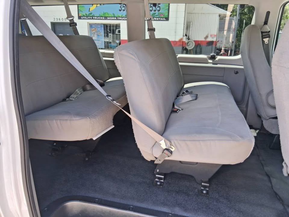 2007 Ford E-350 - $19,995