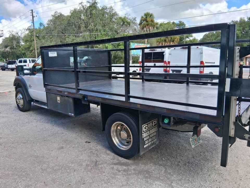 2013 Ford F-550 - $26,995