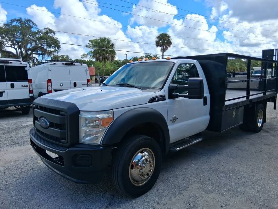 2013 Ford F-550 - $26,995
