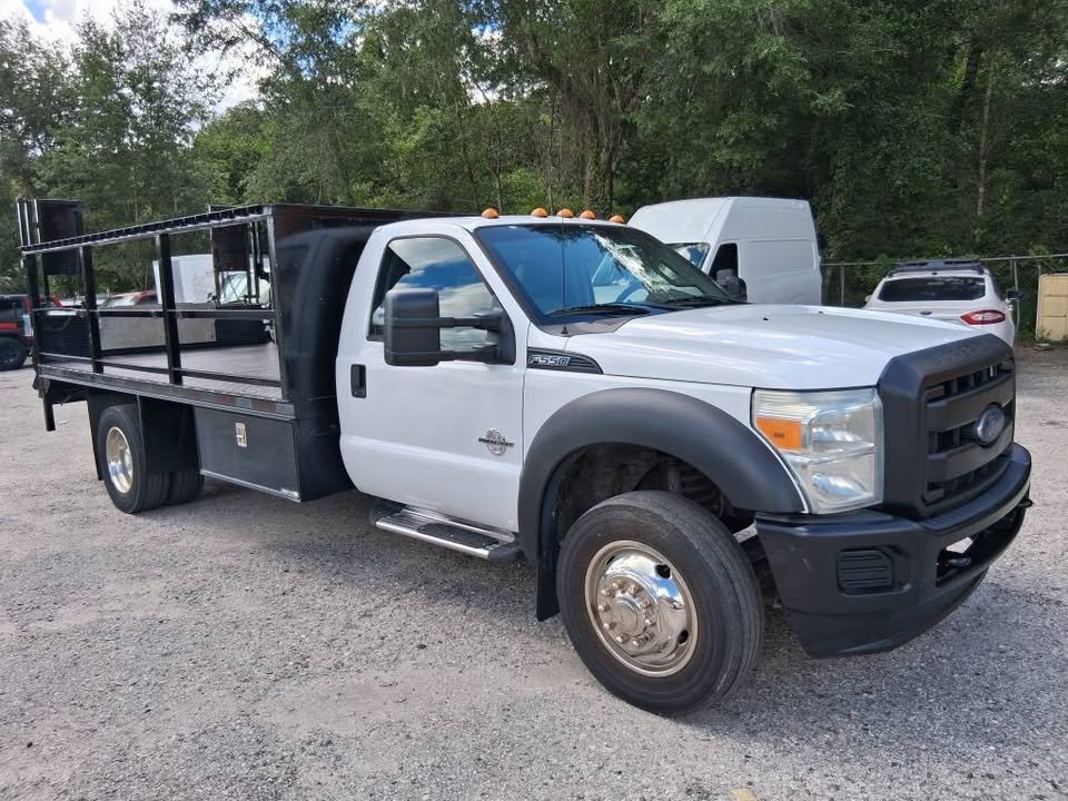 2013 Ford F-550 - $26,995