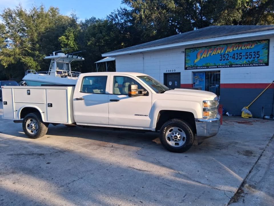 2015 Chevrolet Silverado - $25,995