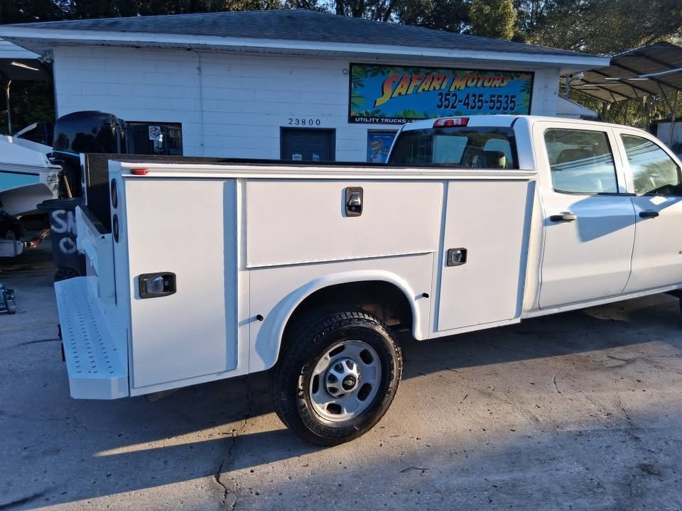 2015 Chevrolet Silverado - $25,995