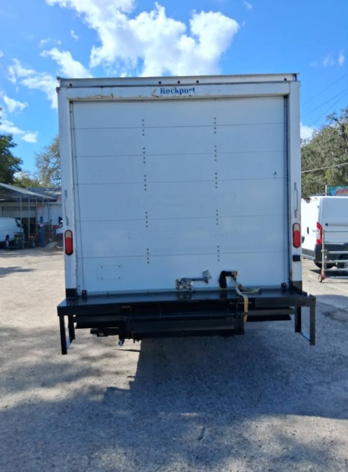 2017 Ford E-450 - $25,995