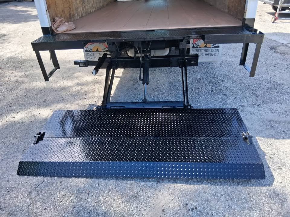 2017 Ford E-450 - $25,995