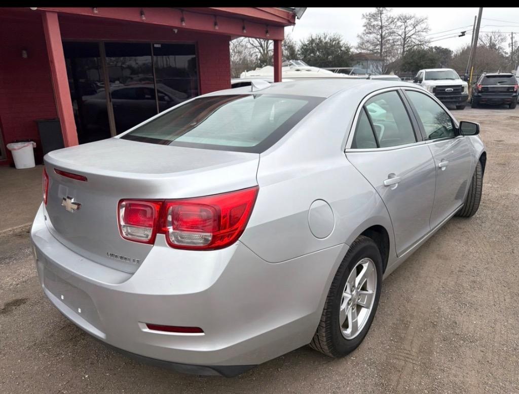 2016 Chevrolet Malibu - $9,975