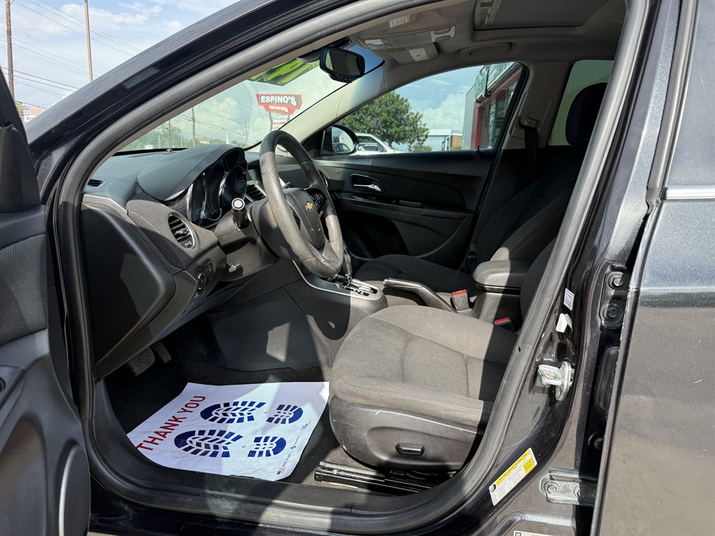 2016 Chevrolet Cruze - $7,500