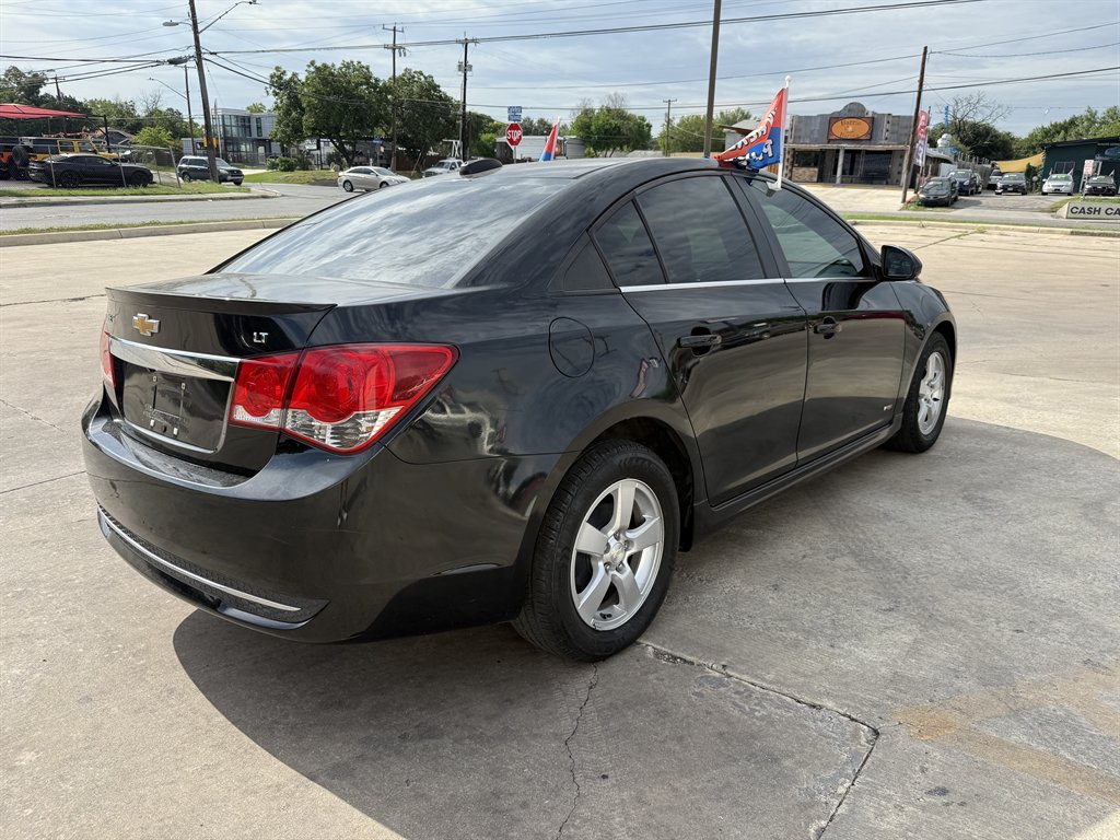 2016 Chevrolet Cruze - $7,500