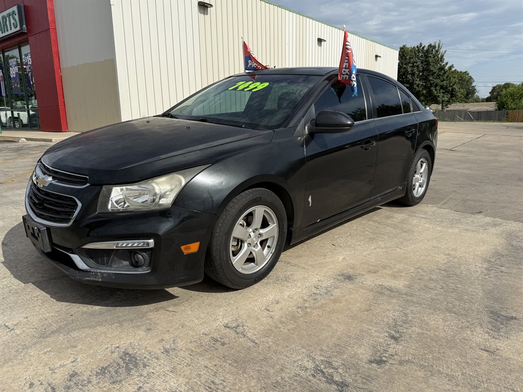 2016 Chevrolet Cruze - $7,500