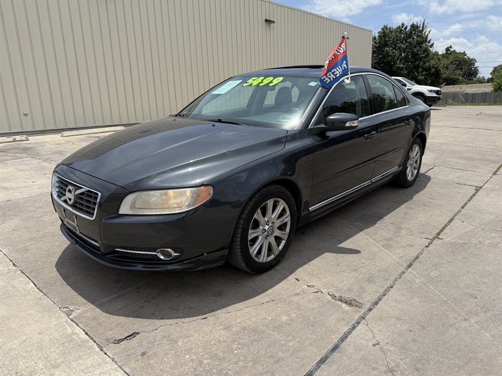 2010 Volvo S80 - $5,500