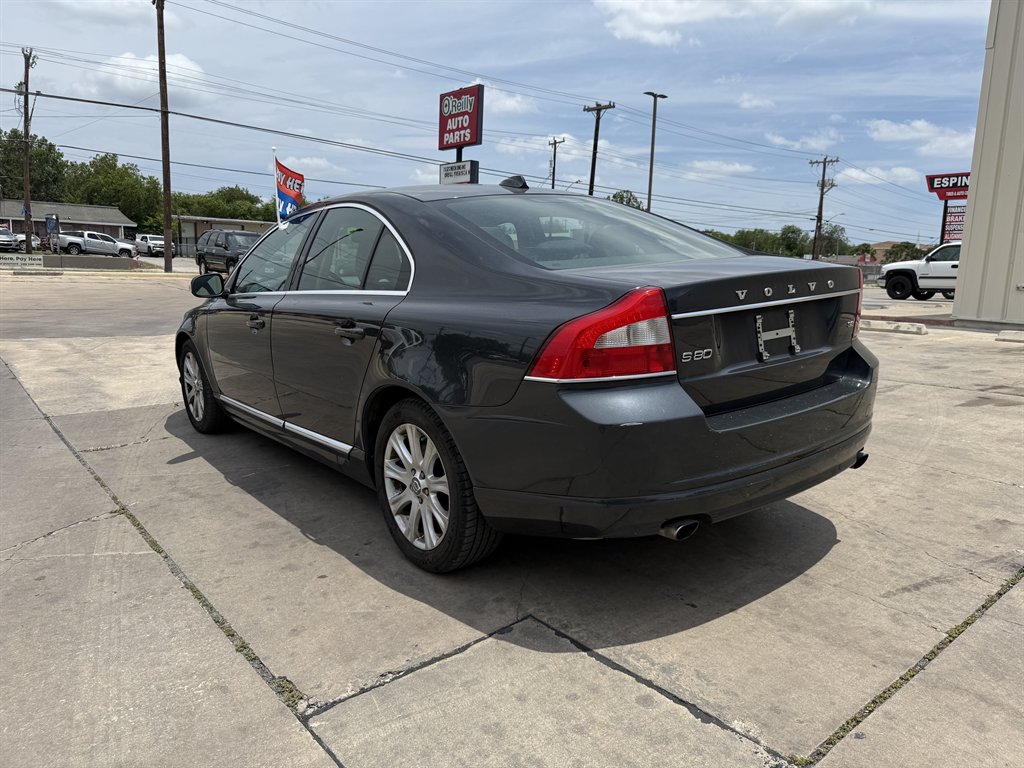 2010 Volvo S80 - $5,500