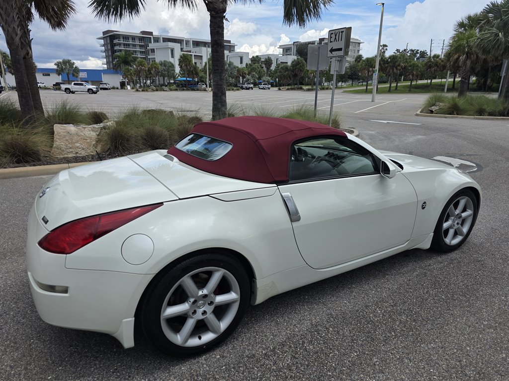2004 Nissan 350Z - $8,995