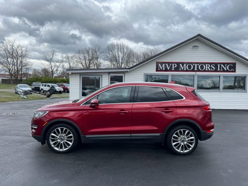 The 2018 Lincoln MKC Reserve photos