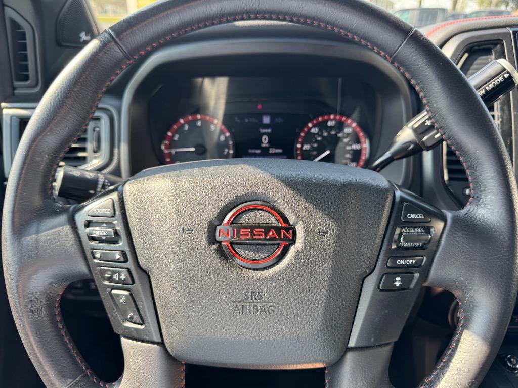 2023 Nissan Titan PRO-4x photo