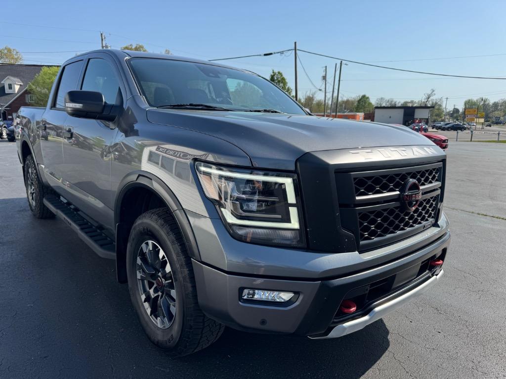2023 Nissan Titan PRO-4x photo