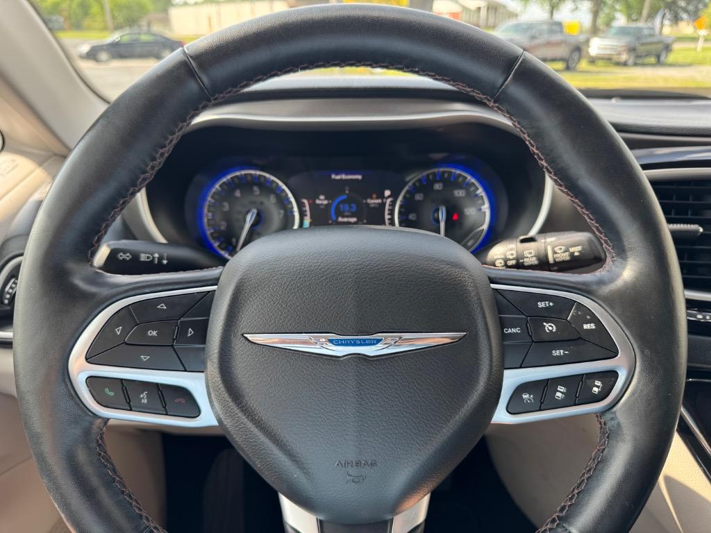 2020 Chrysler Pacifica - $23,998