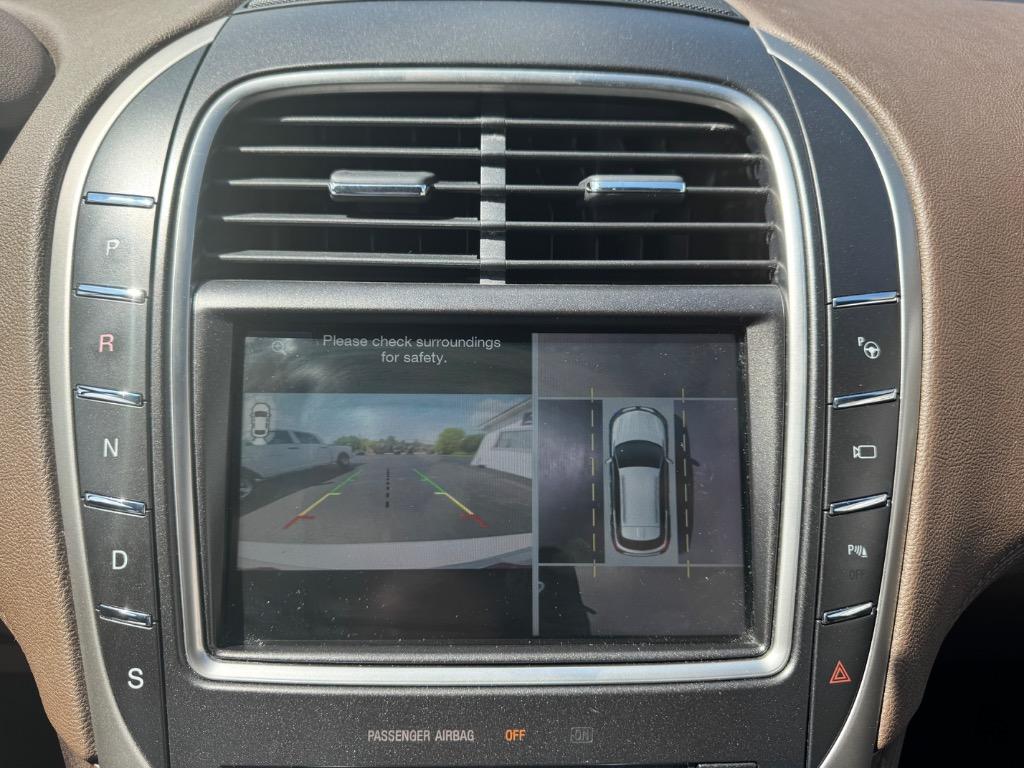 2016 Lincoln MKX Reserve photo