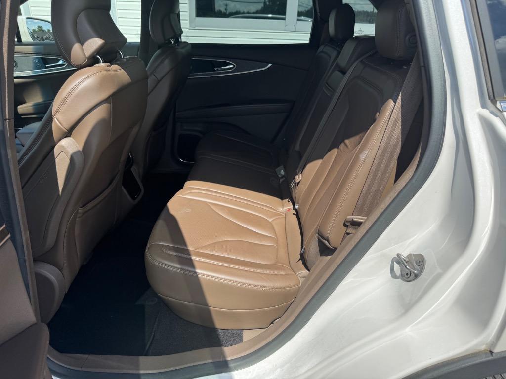 2016 Lincoln MKX Reserve photo