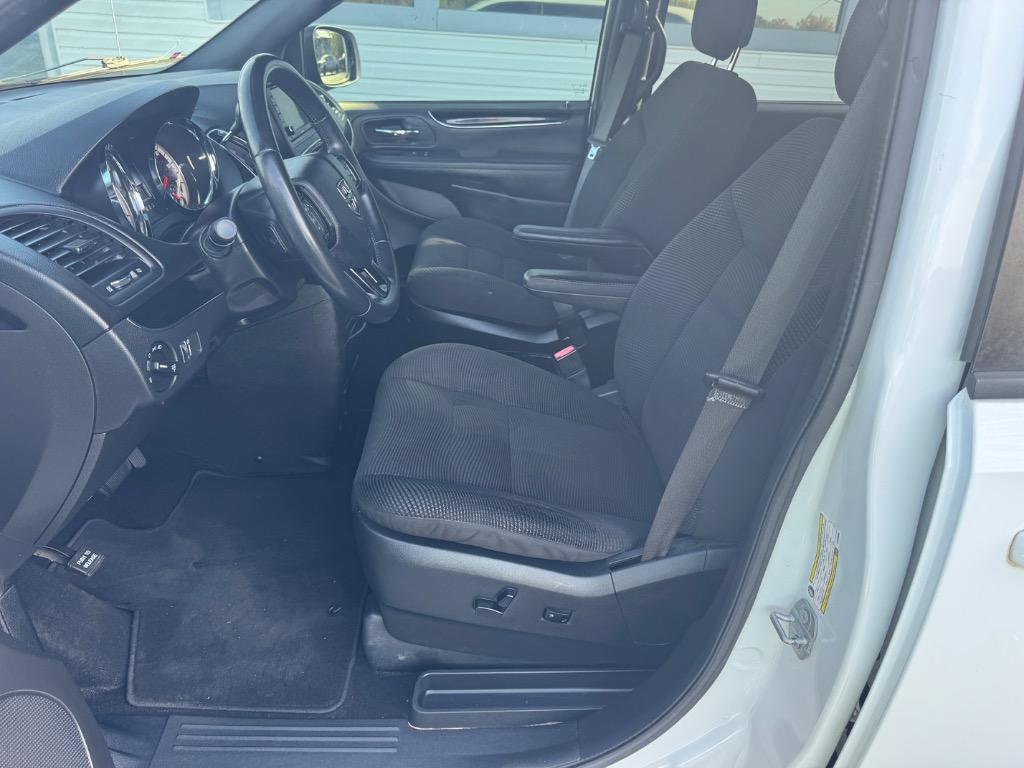 2020 Dodge Grand Caravan - $13,998